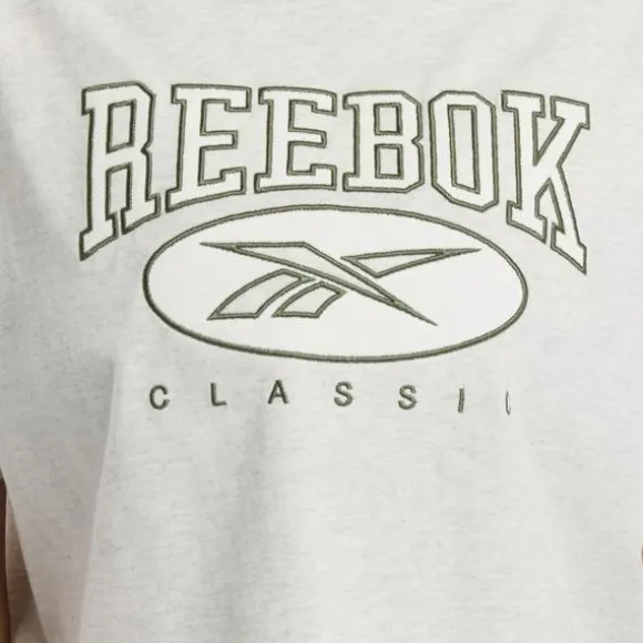classics_archive_essentials_big_logo_crop_tshirt_3.webp Tops & T-shirts^Reebok Classics Archive Essentials Big Logo Crop T-Shirt Chalk