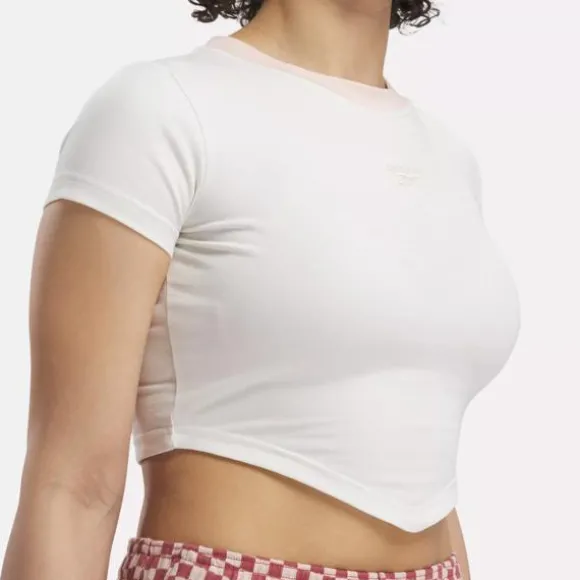 classics_baby_tshirt_3.webp Tops & T-shirts | Trending: 90’s Classics^Reebok Classics Baby T-Shirt Chalk