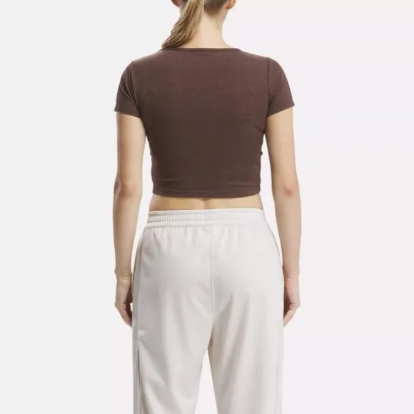 classics_crop_top_2-1.webp Tops & T-shirts | Trending: 90’s Classics^Reebok Classics Crop Top Mahogany