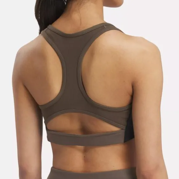 lux_racer_padded_colorblock_bra_5-2.webp Sports Bras | Trending: Matching Sets^Reebok Lux Racer Padded Colorblock Bra Grout
