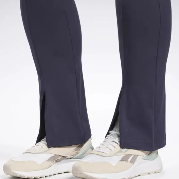 most_extra_high_rise_leggings_plus_size_3.webp Plus Size (1x-4x) | Leggings & Tights^Reebok Most Extra High Rise Leggings (Plus Size) PowerNavy